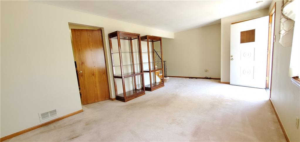 1663 Rutherford Avenue Pittsburgh, PA 15216 - Photo 9 of 25 Gallery Image 9