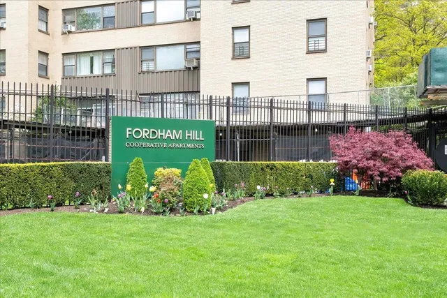 $239,000 | 3 Fordham Hill Ovl, Unit 10B | University Heights