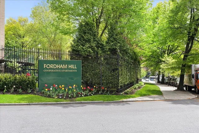 $239,000 | 3 Fordham Hill Ovl, Unit 10B | University Heights