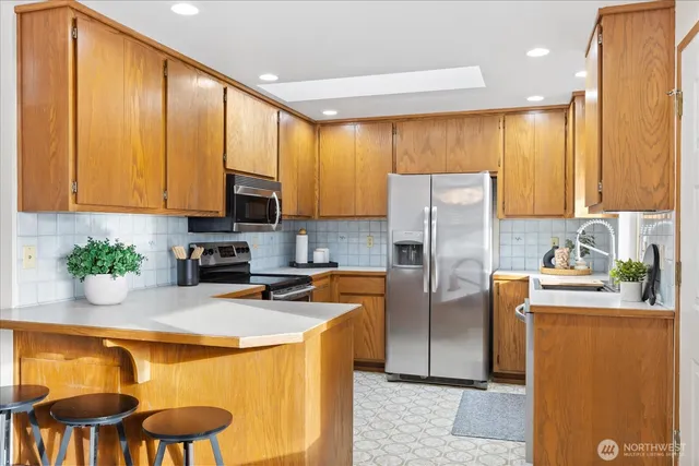 $650,000 | 1057 South 685th West, Camano Island, WA 98282