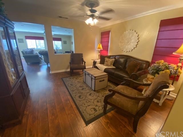 7177 Plum Tree Place Fontana, CA 92336 - Photo 6 of 61