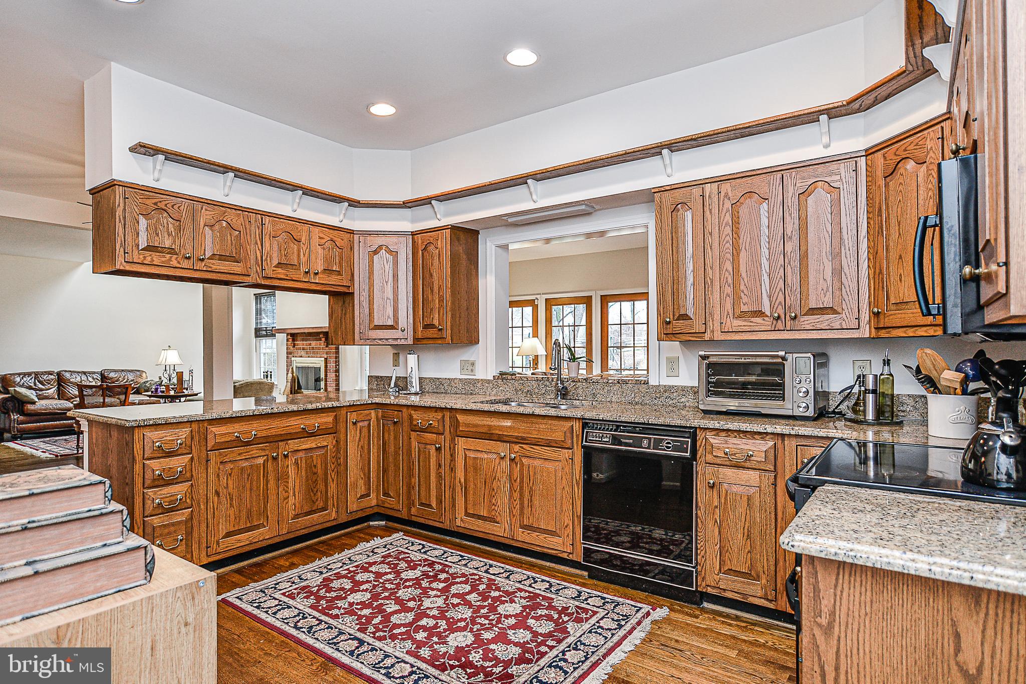1819 Beulah Road Vienna, VA 22182 - Photo 21 of 43 Kitchen
