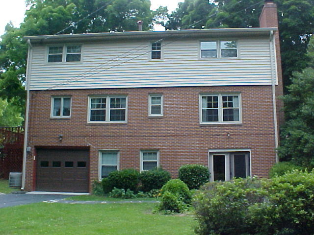 2618 Sharmar Road Roanoke, VA 24018 - Photo 3 of 32 Rear
