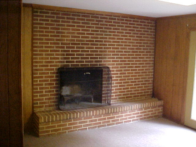 2618 Sharmar Road Roanoke, VA 24018 - Photo 24 of 32 Fireplace