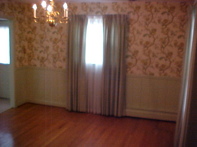 2618 Sharmar Road Roanoke, VA 24018 - Photo 10 of 32 Dining Room