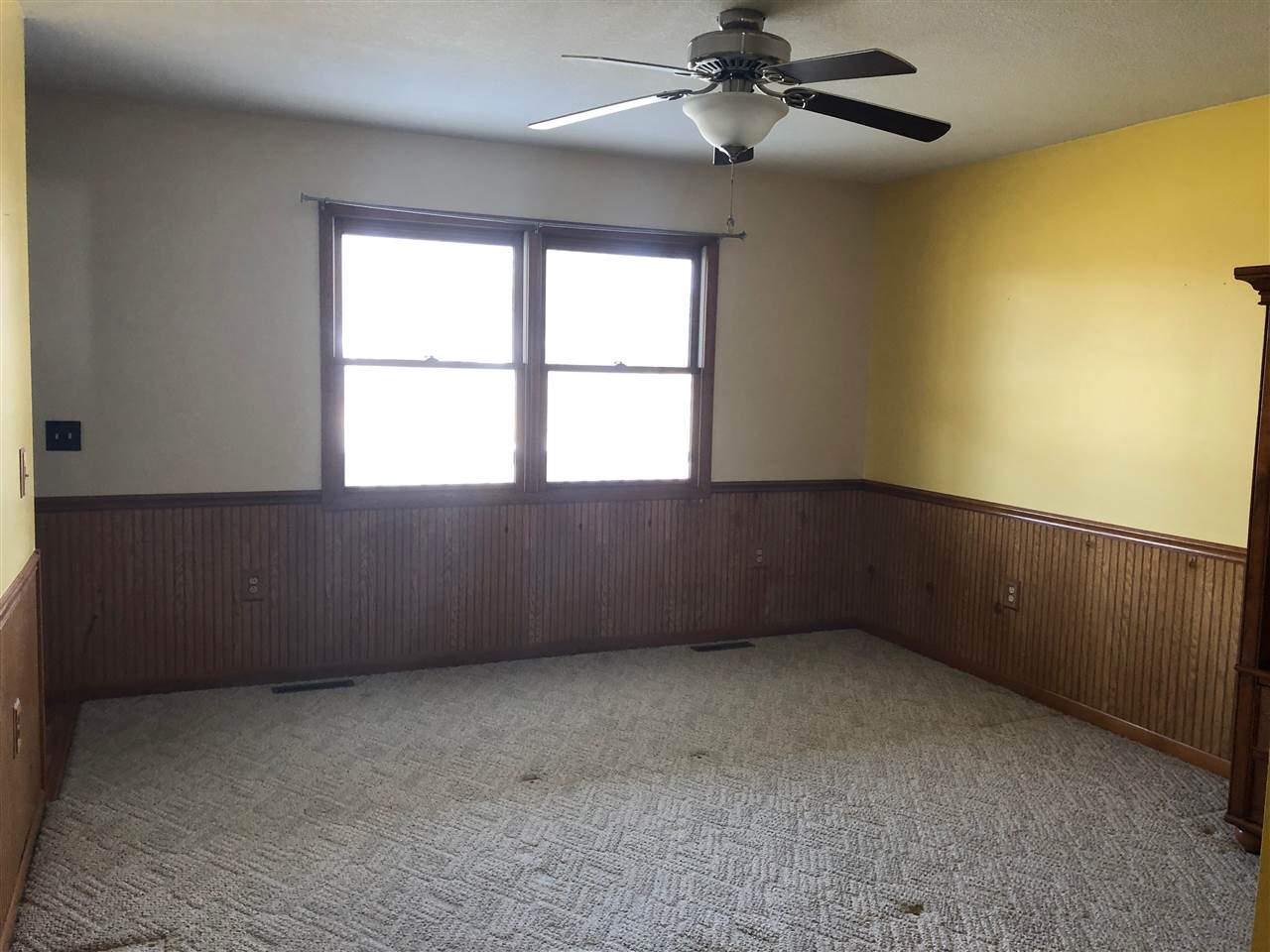 4476 East Blanchard Road Shepherd, MI 48883 - Photo 3 of 7 1858135-2.JPG