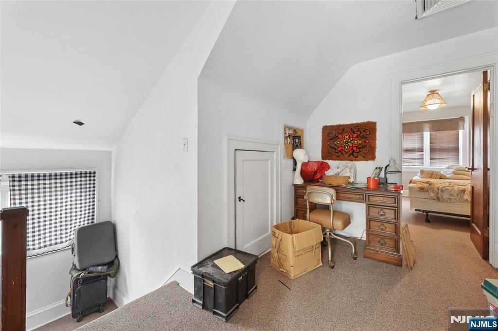 936 Red Road Teaneck, NJ 07666 - Photo 24 of 38