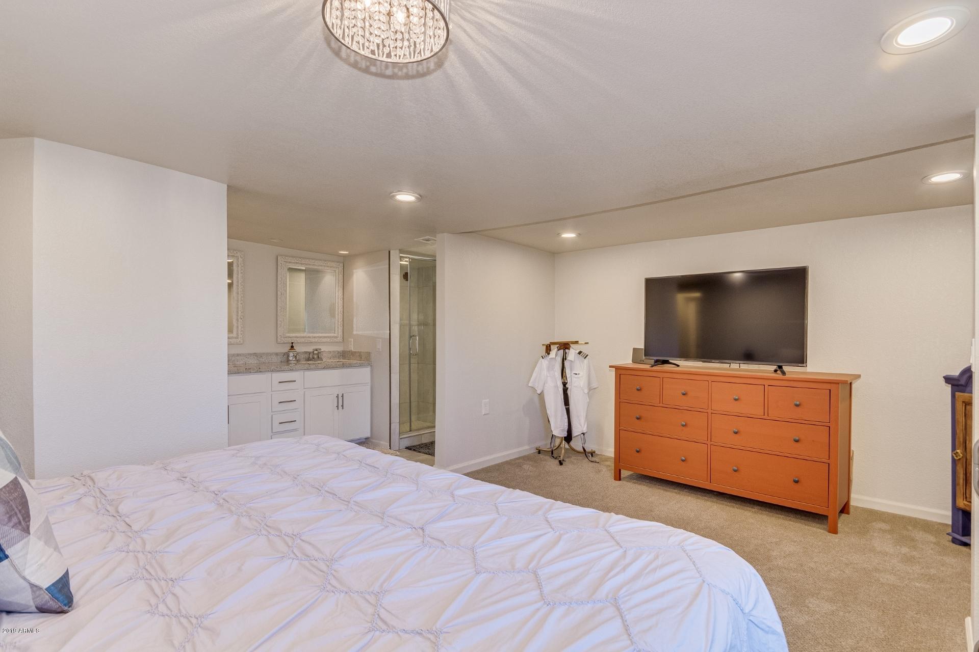 1545 West Roma Avenue Phoenix, AZ 85015 - Photo 15 of 28 Master Suite