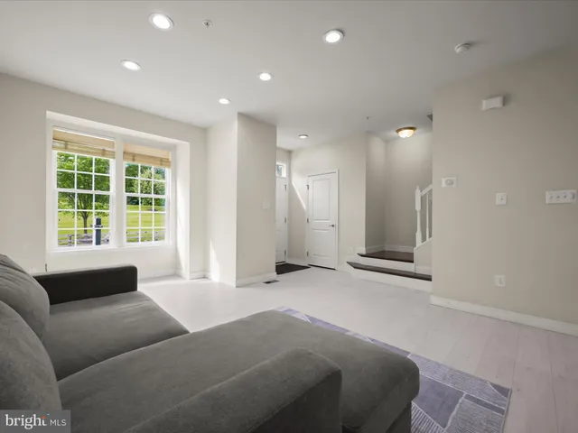 $465,000 | 7266 Dorchester Woods Lane, Hanover, MD 21076