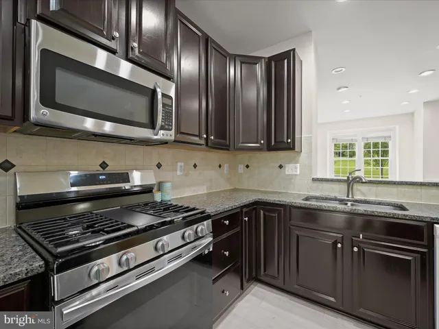 $465,000 | 7266 Dorchester Woods Lane, Hanover, MD 21076