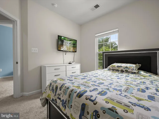 $465,000 | 7266 Dorchester Woods Lane, Hanover, MD 21076