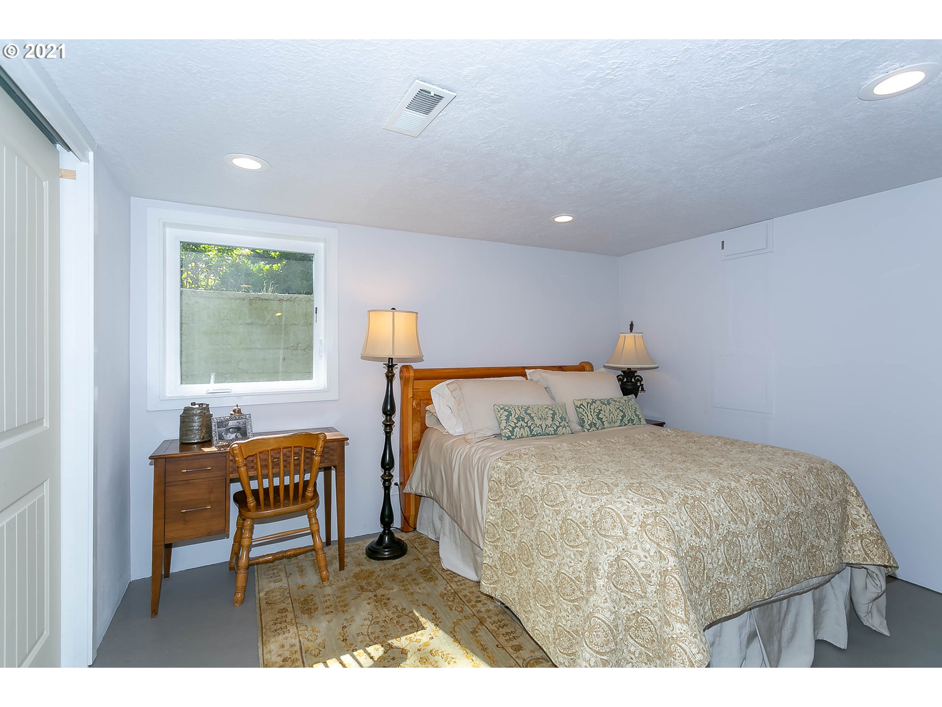 4418 Southwest Flower Street Portland, OR 97221 - Photo 15 of 26 Gallery Image 15
