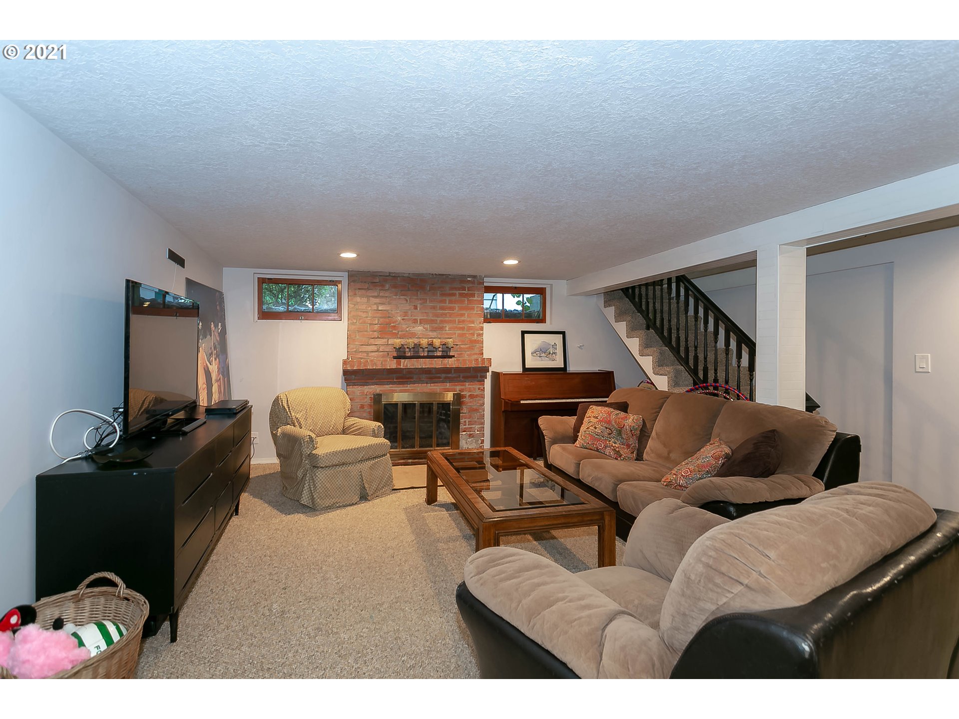 4418 Southwest Flower Street Portland, OR 97221 - Photo 16 of 26 Gallery Image 16