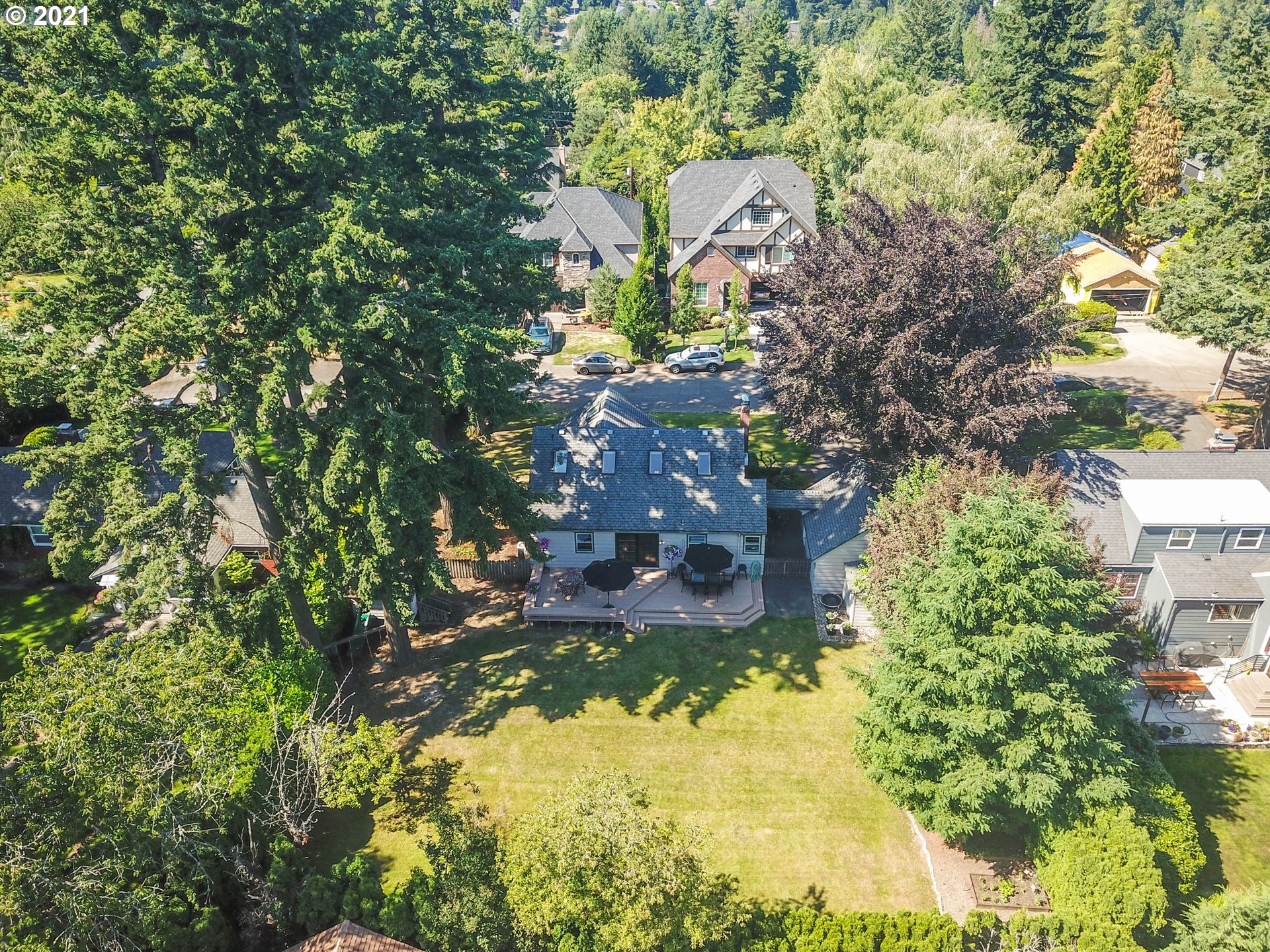 4418 Southwest Flower Street Portland, OR 97221 - Photo 20 of 26 Gallery Image 20
