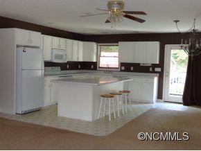 240 Hyder Mountain Road Clyde, NC 28721 - Photo 7 of 17 Gallery Image 7