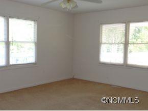 240 Hyder Mountain Road Clyde, NC 28721 - Photo 8 of 17 Gallery Image 8