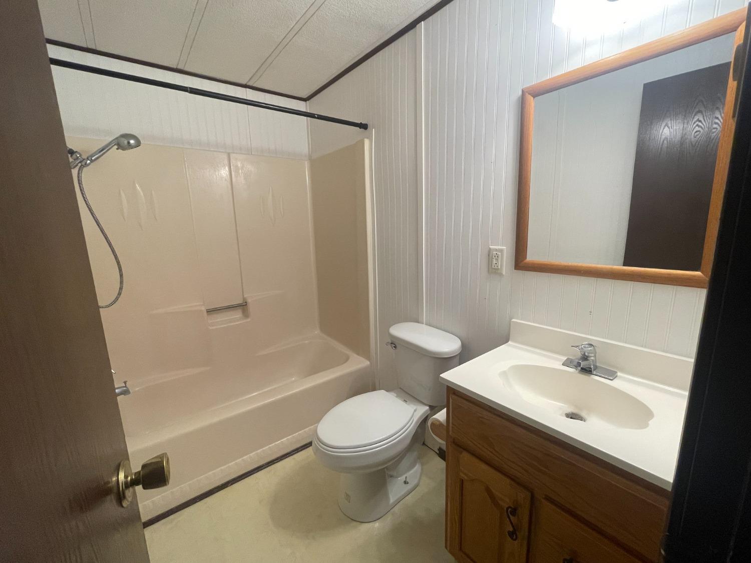 6161 Firth Addition Road Vevay, IN 47043 - Photo 21 of 37 Common Bath