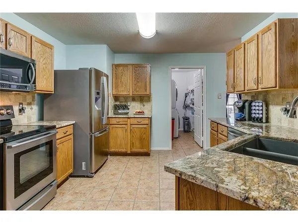 $2,395 | 2821 Briargrove Lane, McKinney, TX 75071