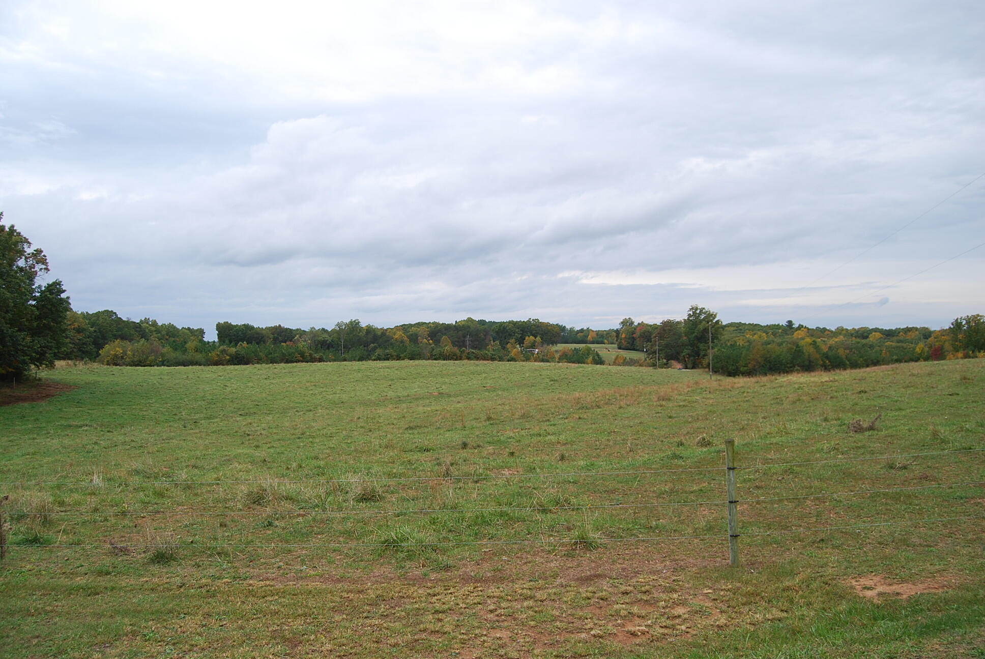 410 Mill Run Road Chatham, VA 24531 - Photo 9 of 34 a view of an ocean from a yard