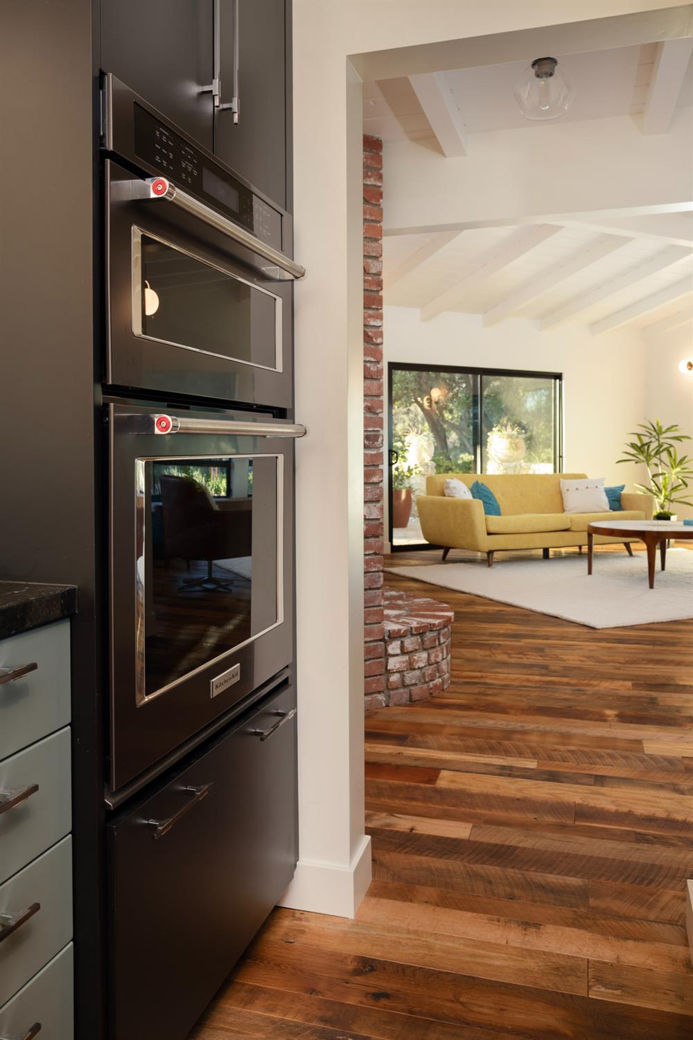 1417 Foothill Road Ojai, CA 93023 - Photo 11 of 41