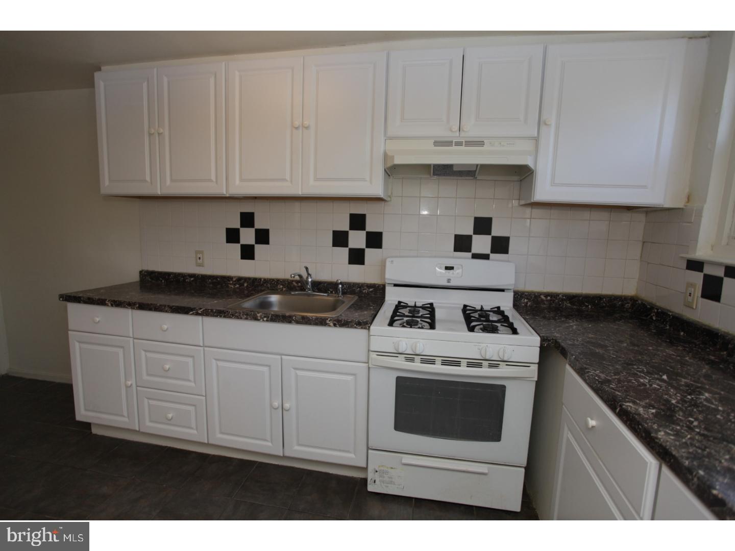 7806 Fayette Street Philadelphia, PA 19150 - Photo 10 of 25