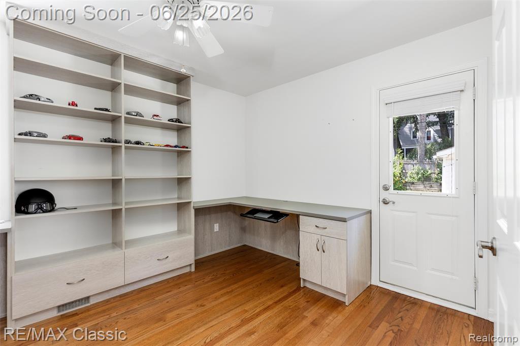605 Fernwood Road Royal Oak, MI 48067 - Photo 11 of 40