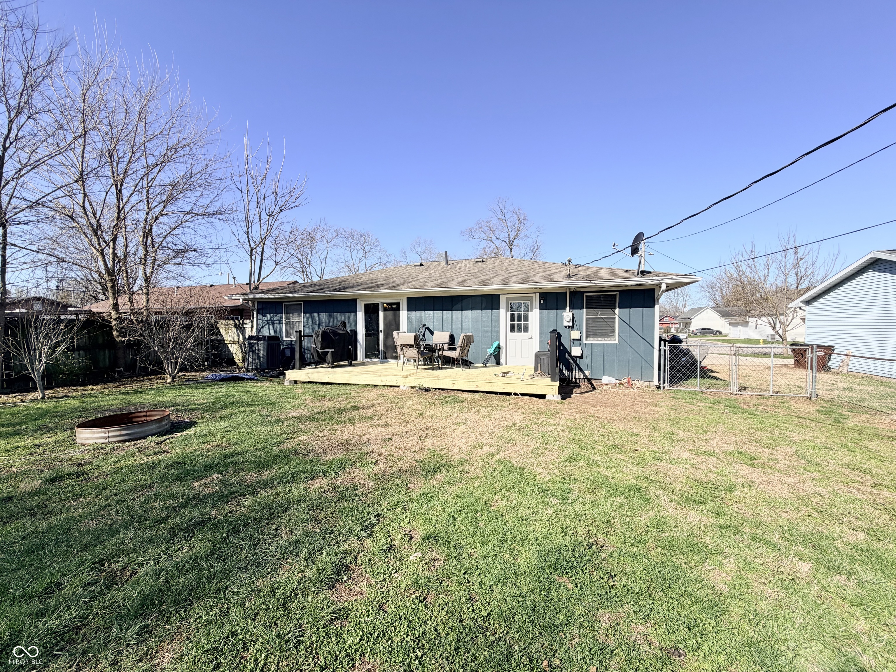 601 South Main Street Edinburgh, IN 46124 - Photo 18 of 19