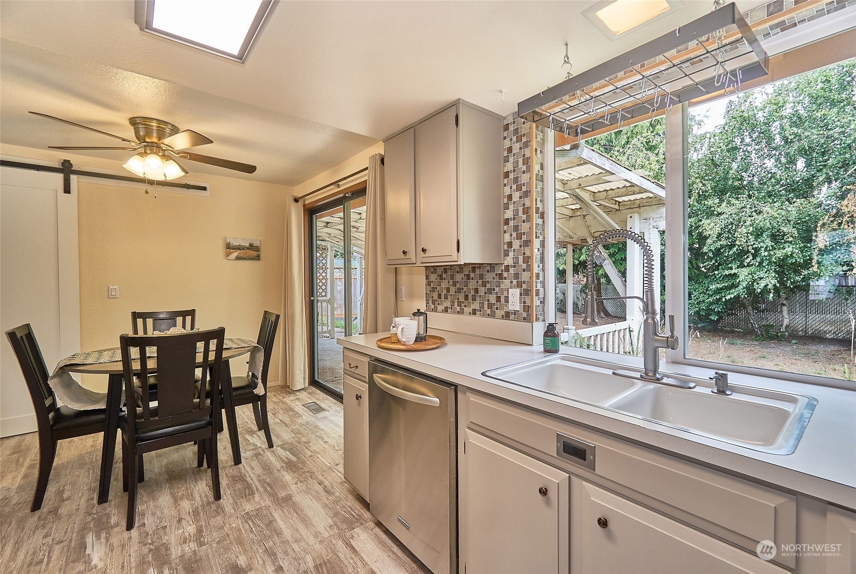 3920 Northeast 11th Place Renton, WA 98056 - Photo 13 of 30