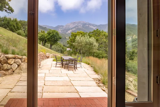 $3,350,000 | 2600 Holly Road, Santa Barbara, CA 93105
