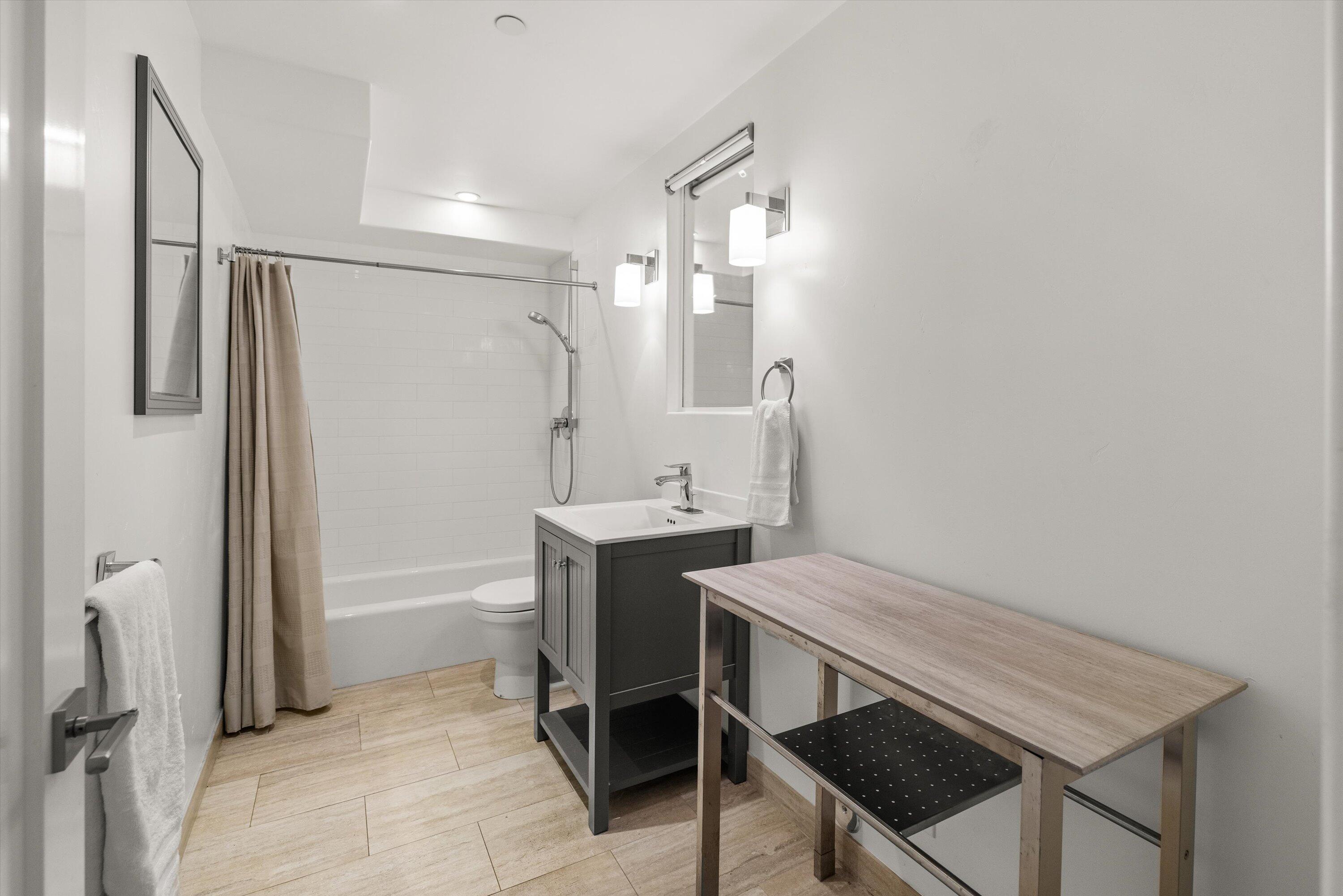 2600 Holly Road Santa Barbara, CA 93105 - Photo 59 of 70 Bottom Floor Bathroom