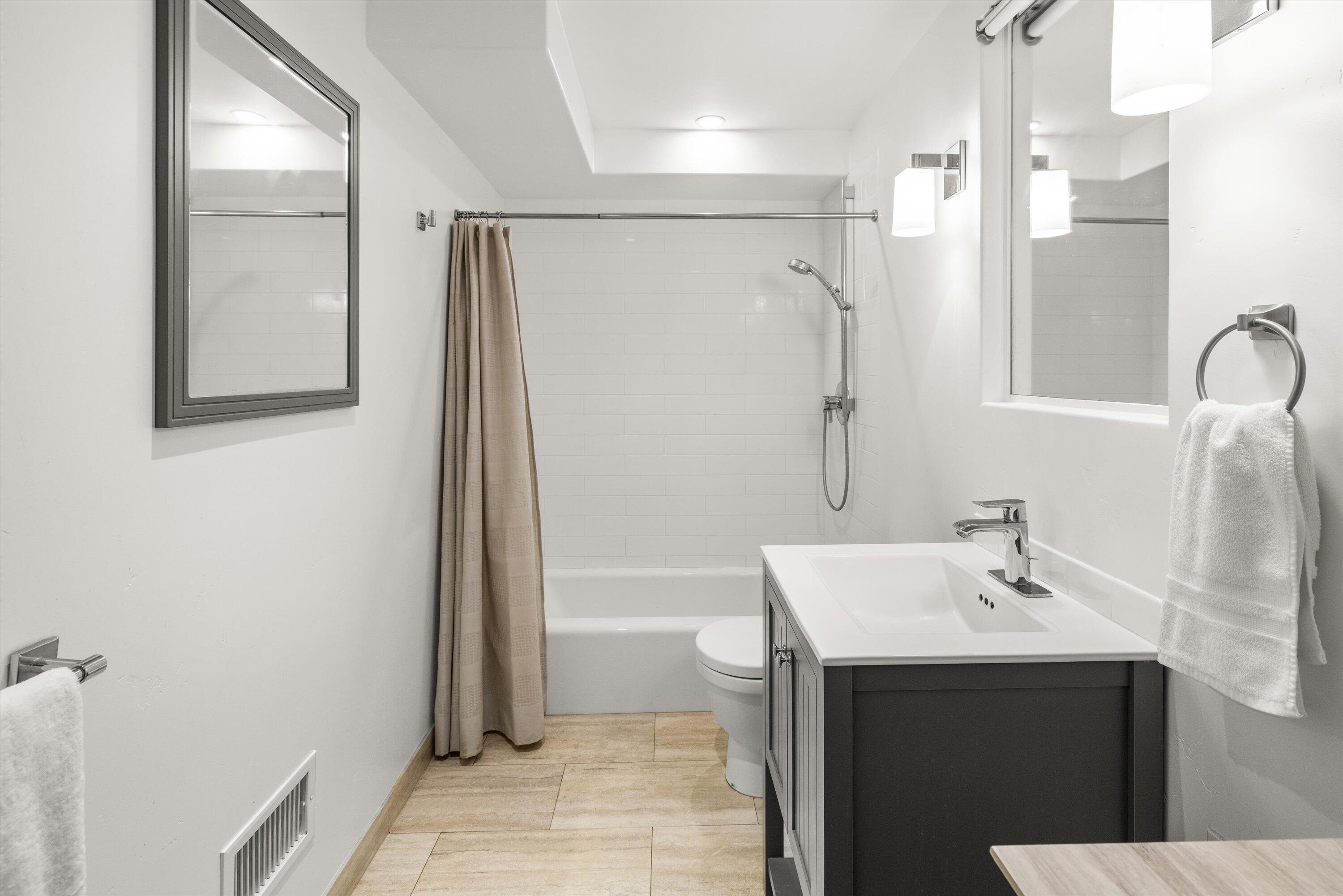 2600 Holly Road Santa Barbara, CA 93105 - Photo 60 of 70 Bottom Floor Bathroom