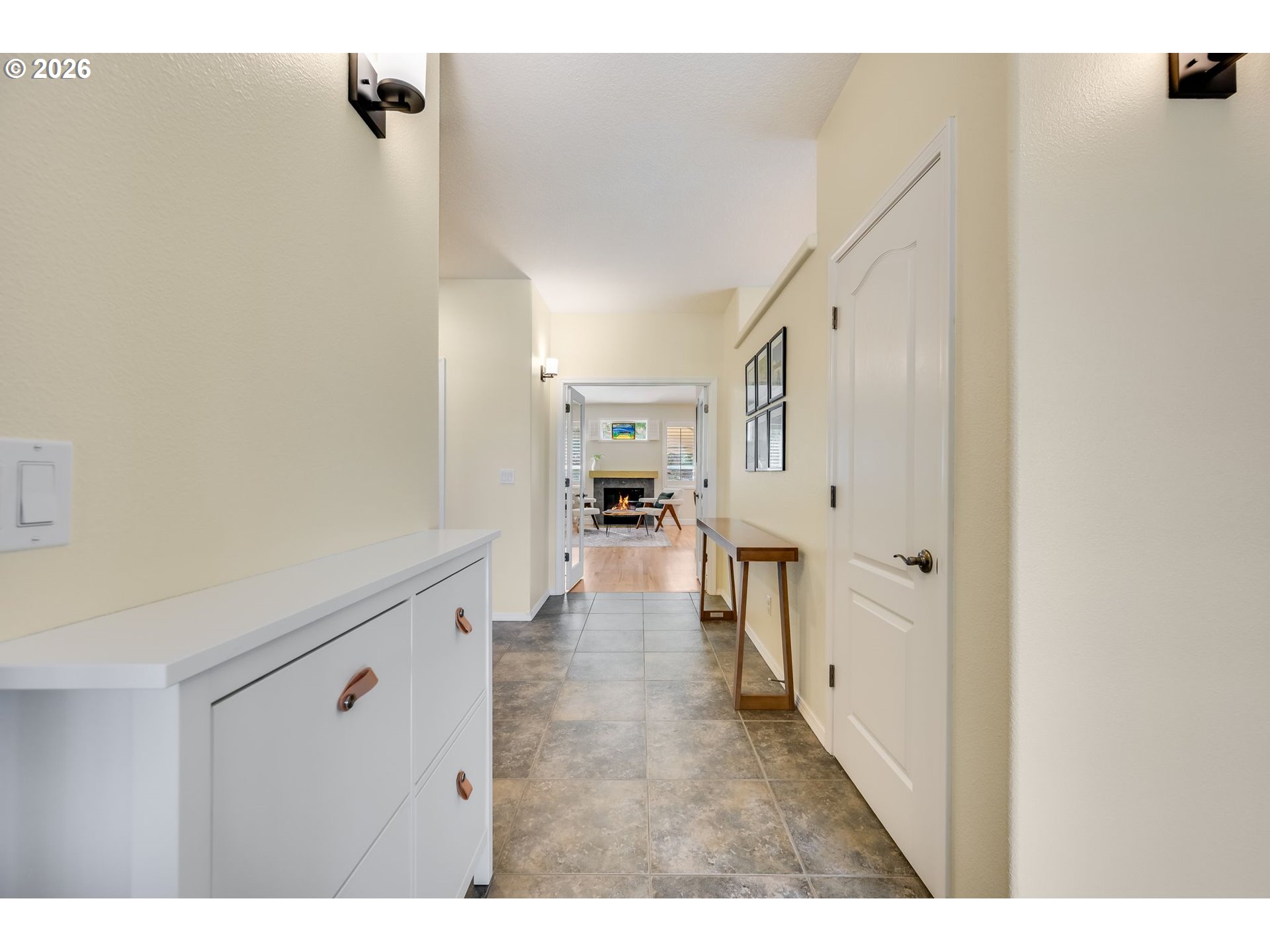2520 Northwest 29th Avenue Camas, WA 98607 - Photo 2 of 36 Entrance/Foyer