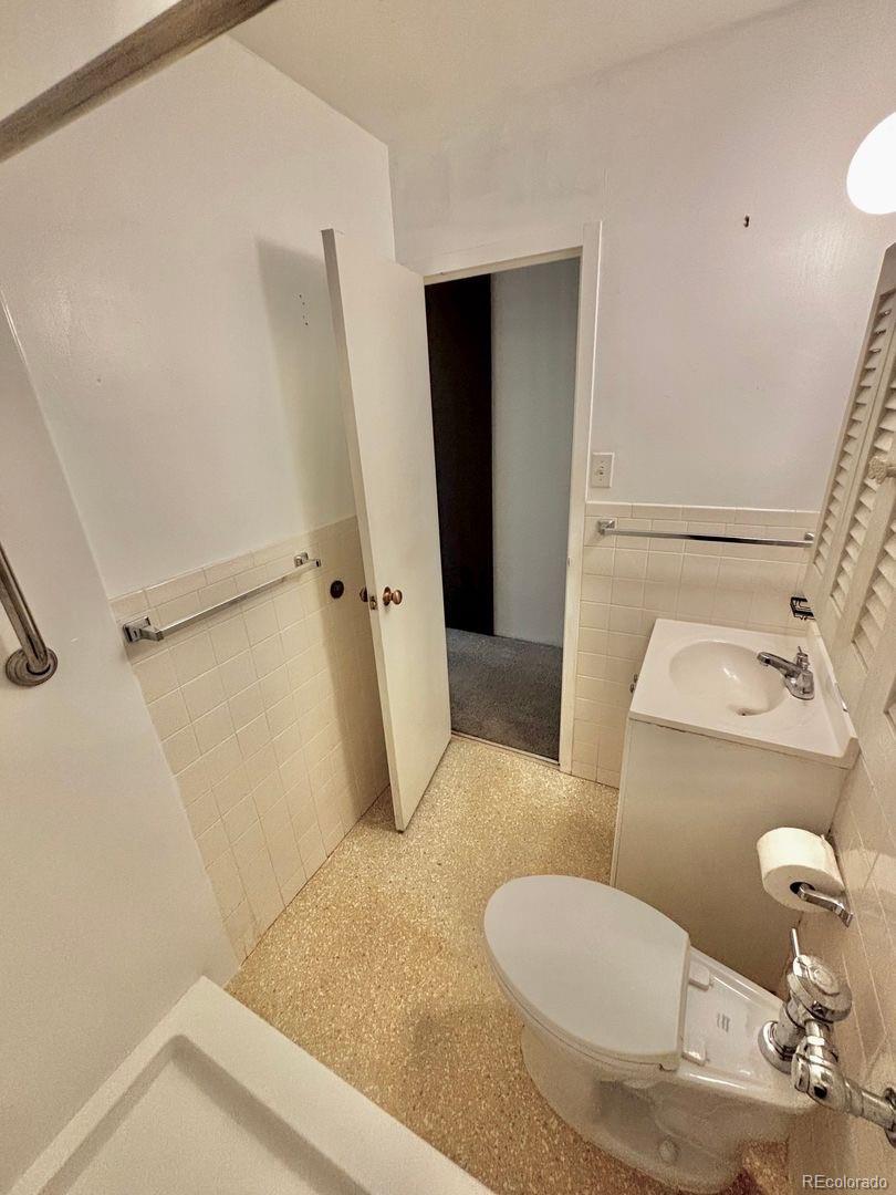 1221 Illinois Street, Unit 1E Golden, CO 80401 - Photo 18 of 31