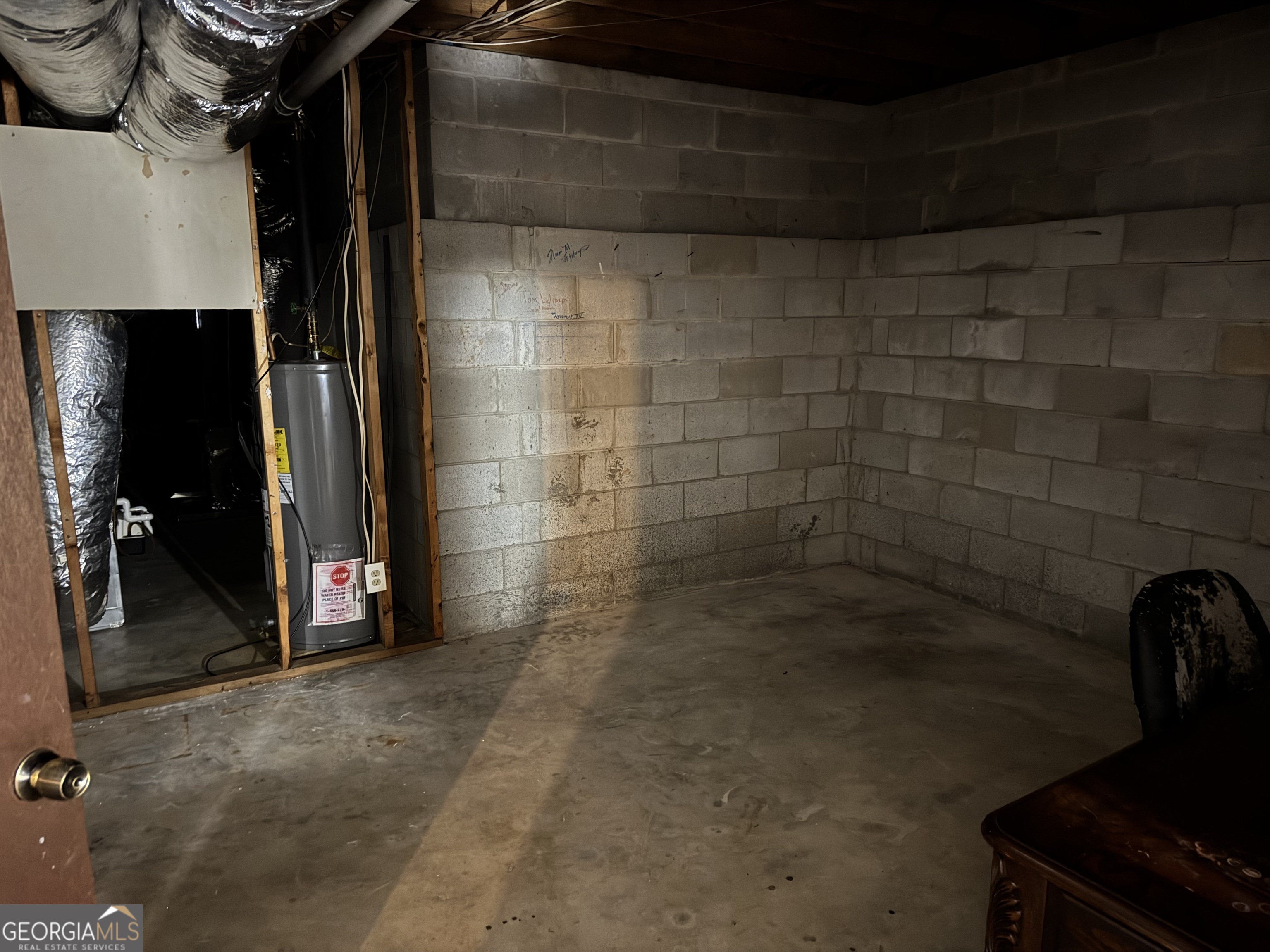 4055 Golfview Drive Villa Rica, GA 30180 - Photo 21 of 28 a bathroom with a shower