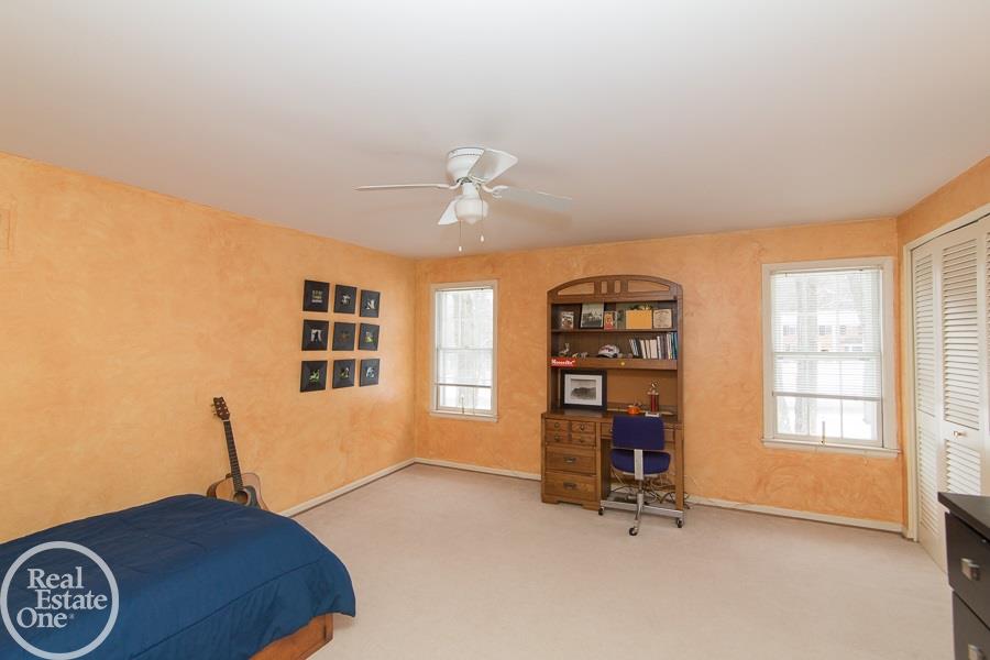 695 Apple Hill Lane Rochester Hills, MI 48306 - Photo 19 of 33