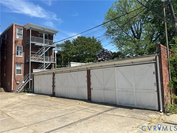 $795,000 | 3211 West Franklin Street, Richmond, VA 23221