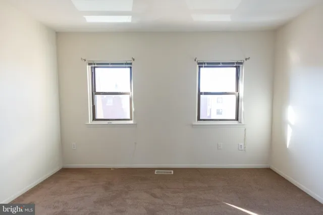 $1,825 | 2031-7 South Street, Unit 200, Philadelphia, PA 19147