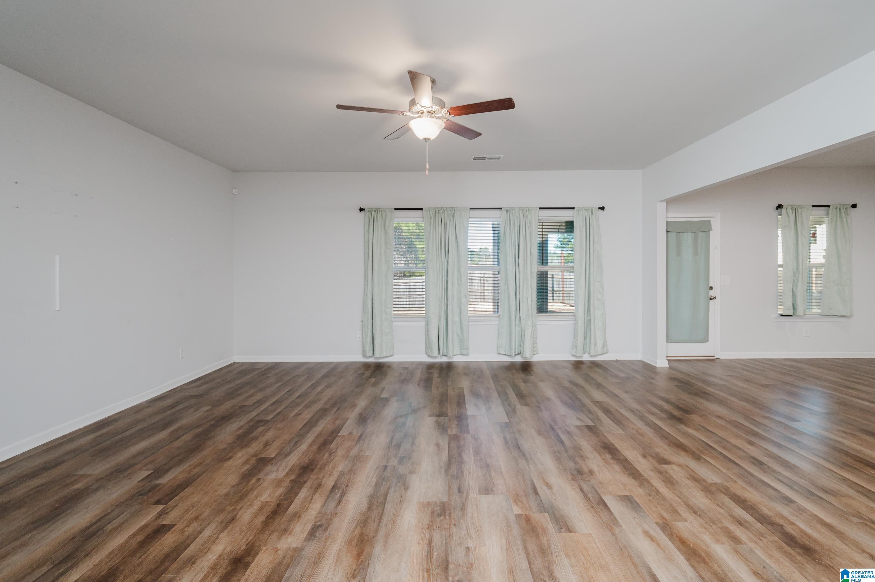 820 Ridgeway Avenue Columbiana, AL 35051 - Photo 10 of 54
