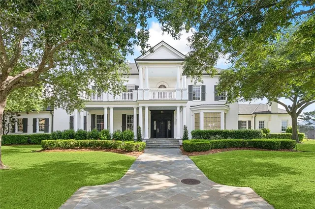 $3,100,000 | 54 Beresford Drive, Metairie, LA 70001