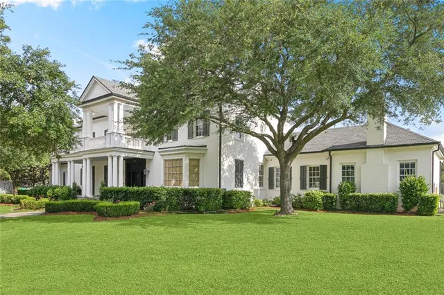 $3,100,000 | 54 Beresford Drive, Metairie, LA 70001