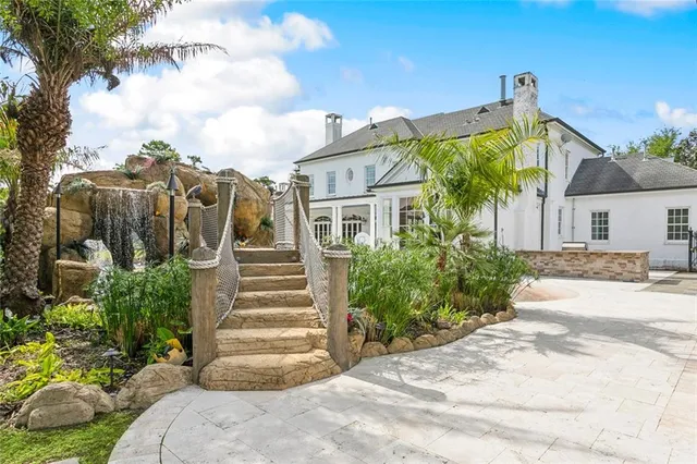 $3,100,000 | 54 Beresford Drive, Metairie, LA 70001