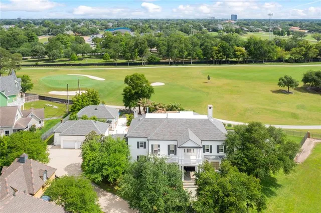 $3,100,000 | 54 Beresford Drive, Metairie, LA 70001