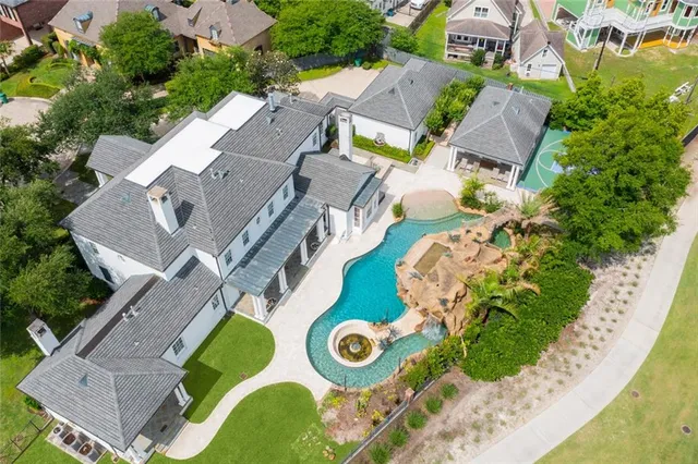 $3,100,000 | 54 Beresford Drive, Metairie, LA 70001