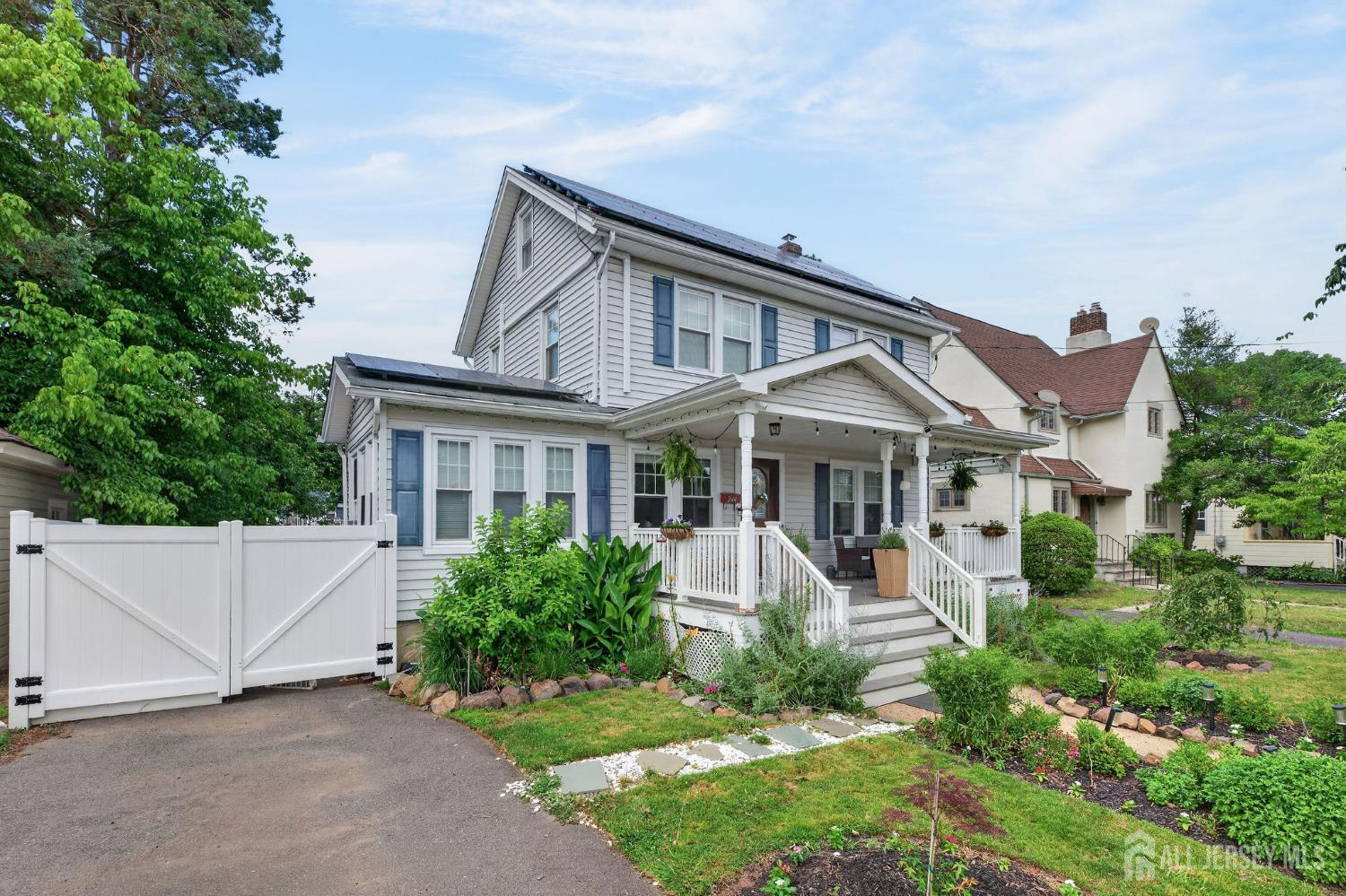 244 3rd Street Dunellen, NJ 08812 - Photo 3 of 42