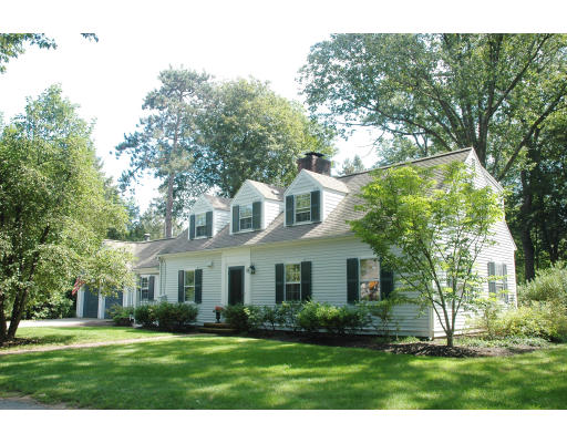 21 Oak Road Concord, MA 01742 - Photo 2 of 12 Gallery Image 2