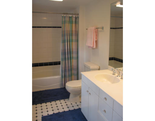 21 Oak Road Concord, MA 01742 - Photo 9 of 12 Gallery Image 9