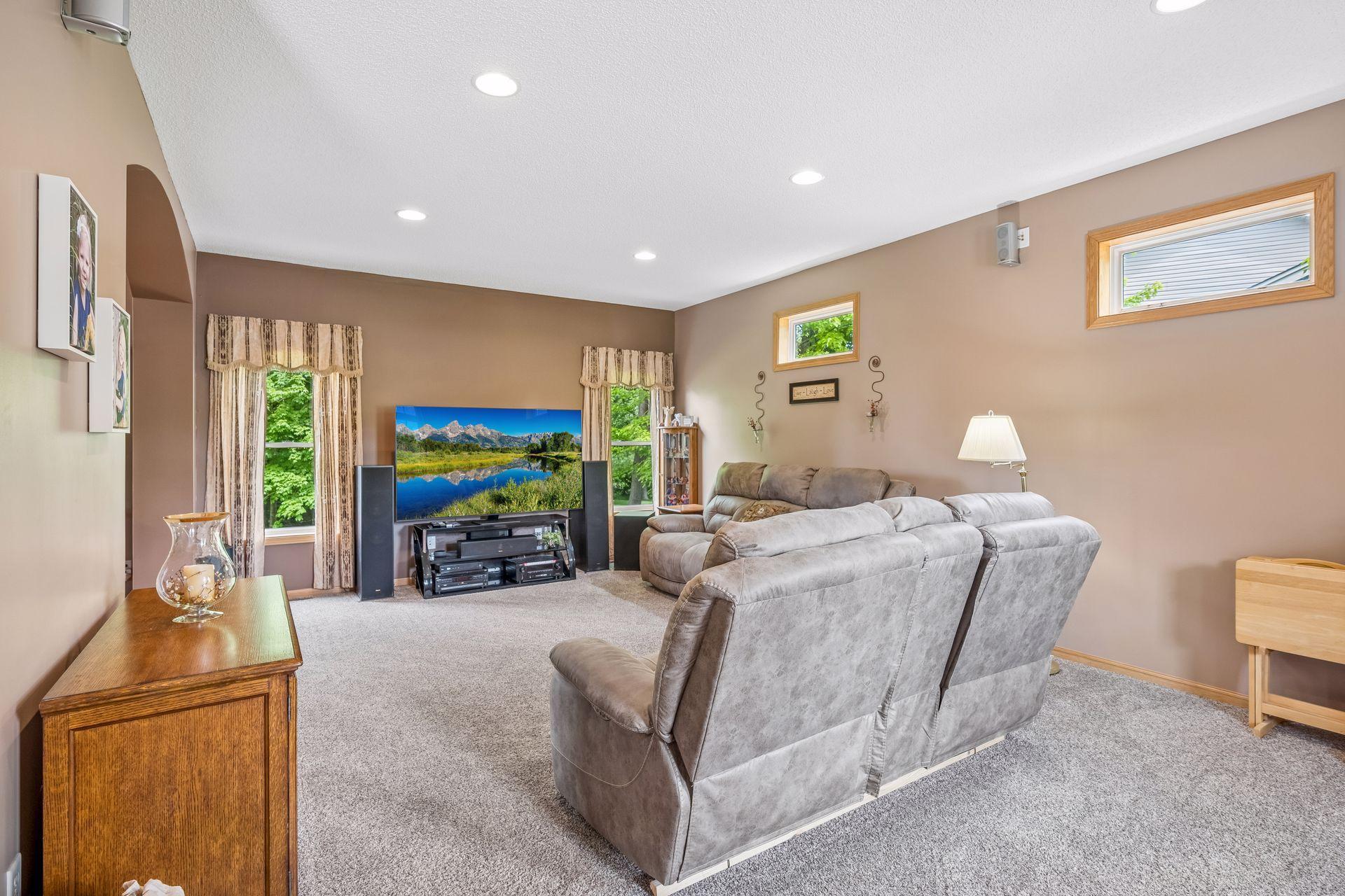 680 Kayla Lane Hanover, MN 55341 - Photo 20 of 60
