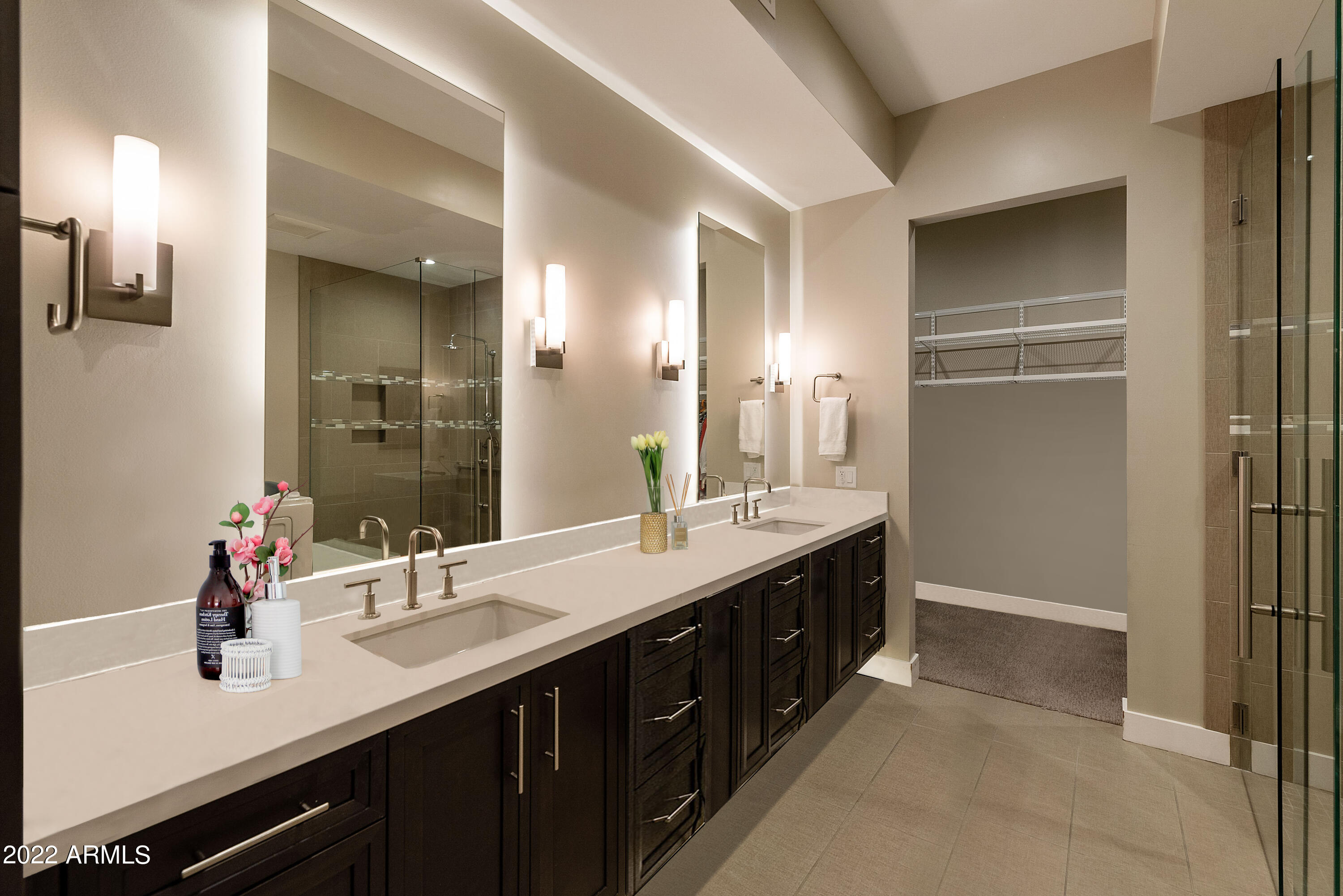 6166 North Scottsdale Road, Unit A1005 Paradise Valley, AZ 85253 - Photo 29 of 41 Bathroom A