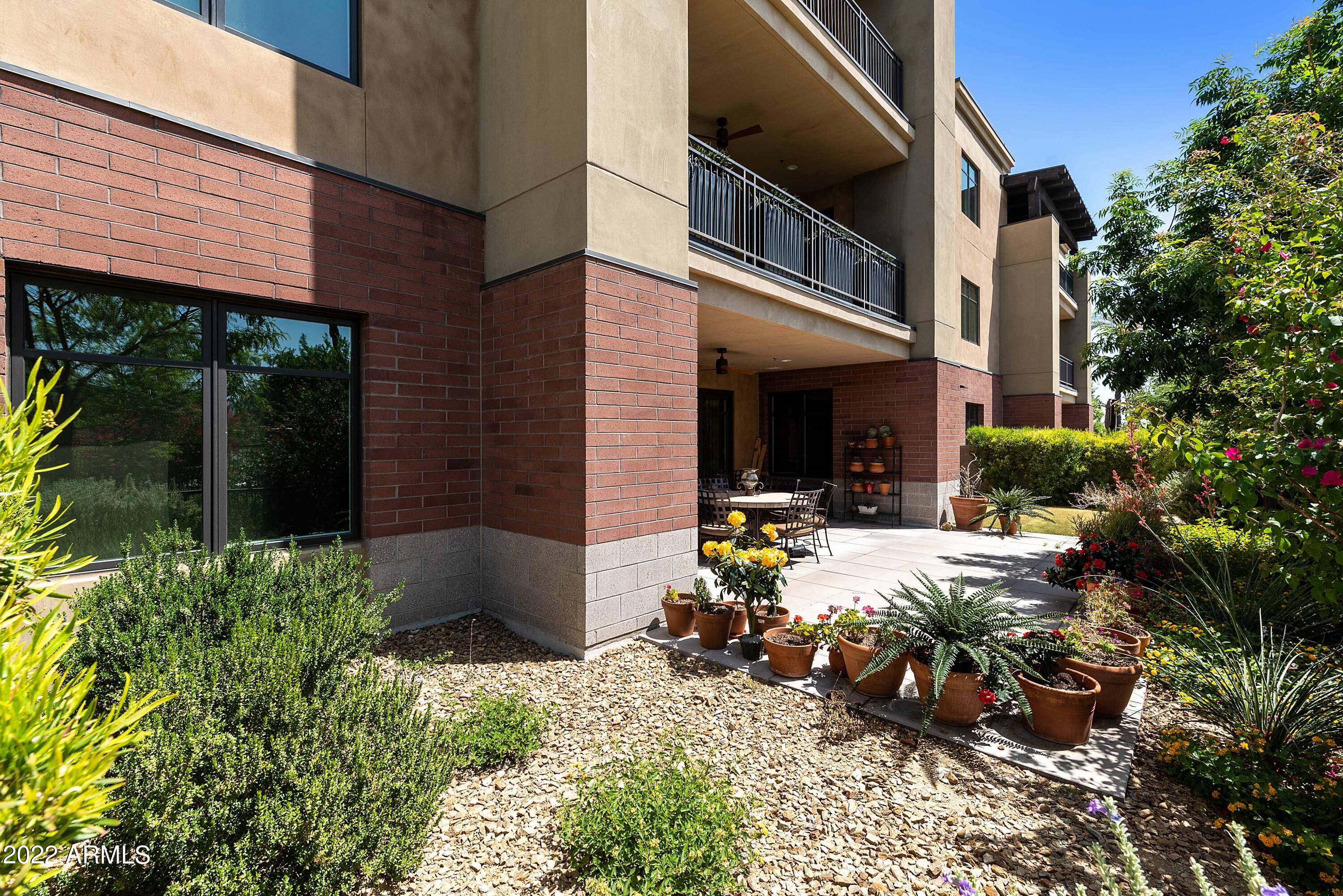 6166 North Scottsdale Road, Unit A1005 Paradise Valley, AZ 85253 - Photo 36 of 41 Patio