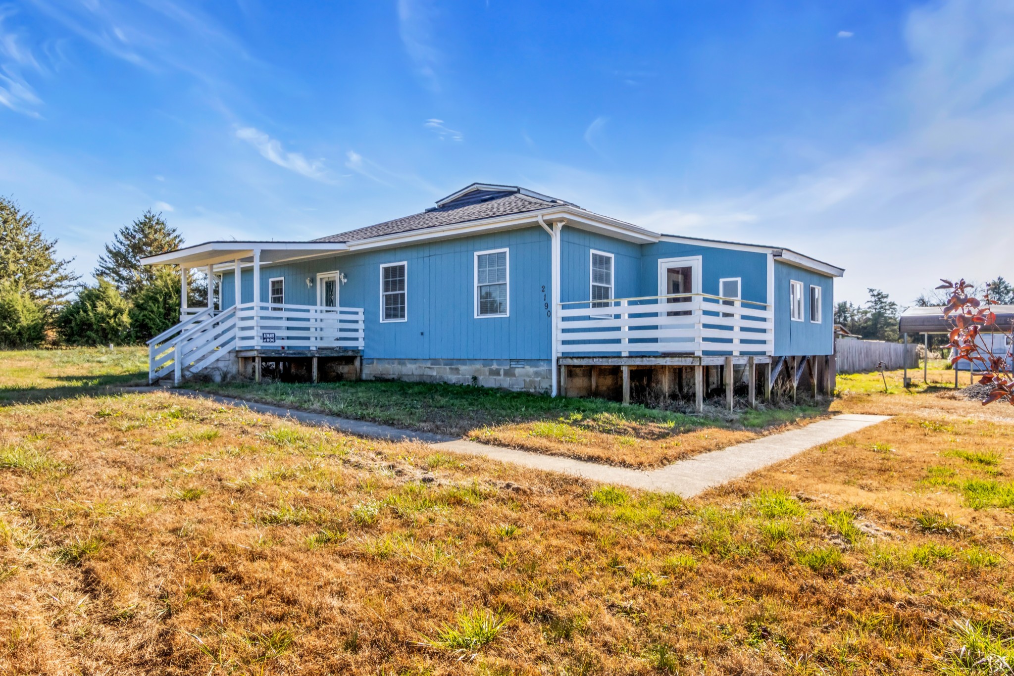 2190 Unionville Deason Road Bell Buckle, TN 37020 - Photo 3 of 34 a view of a house with a yard
